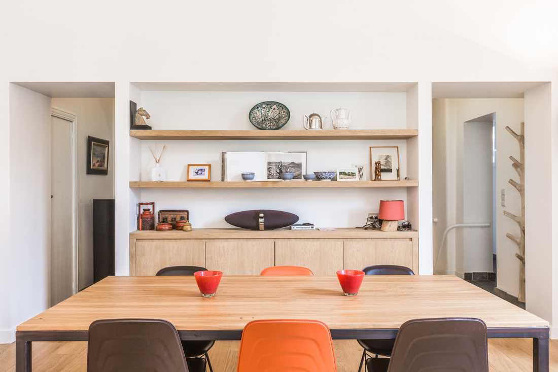 Salle à manger aménagée par un architecte d'intérieur à Aix-en-Provence