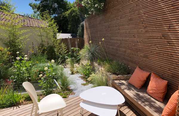 Créer une oasis de verdure dans un lotissement avec un jardin de 200m² à Aix-en-Provence